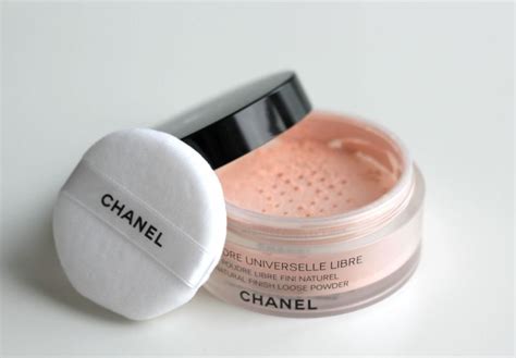 powder universelle libre chanel|chanel dusting powder with puff.